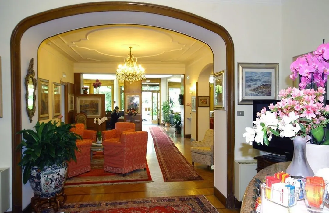 Hotel Royal-1